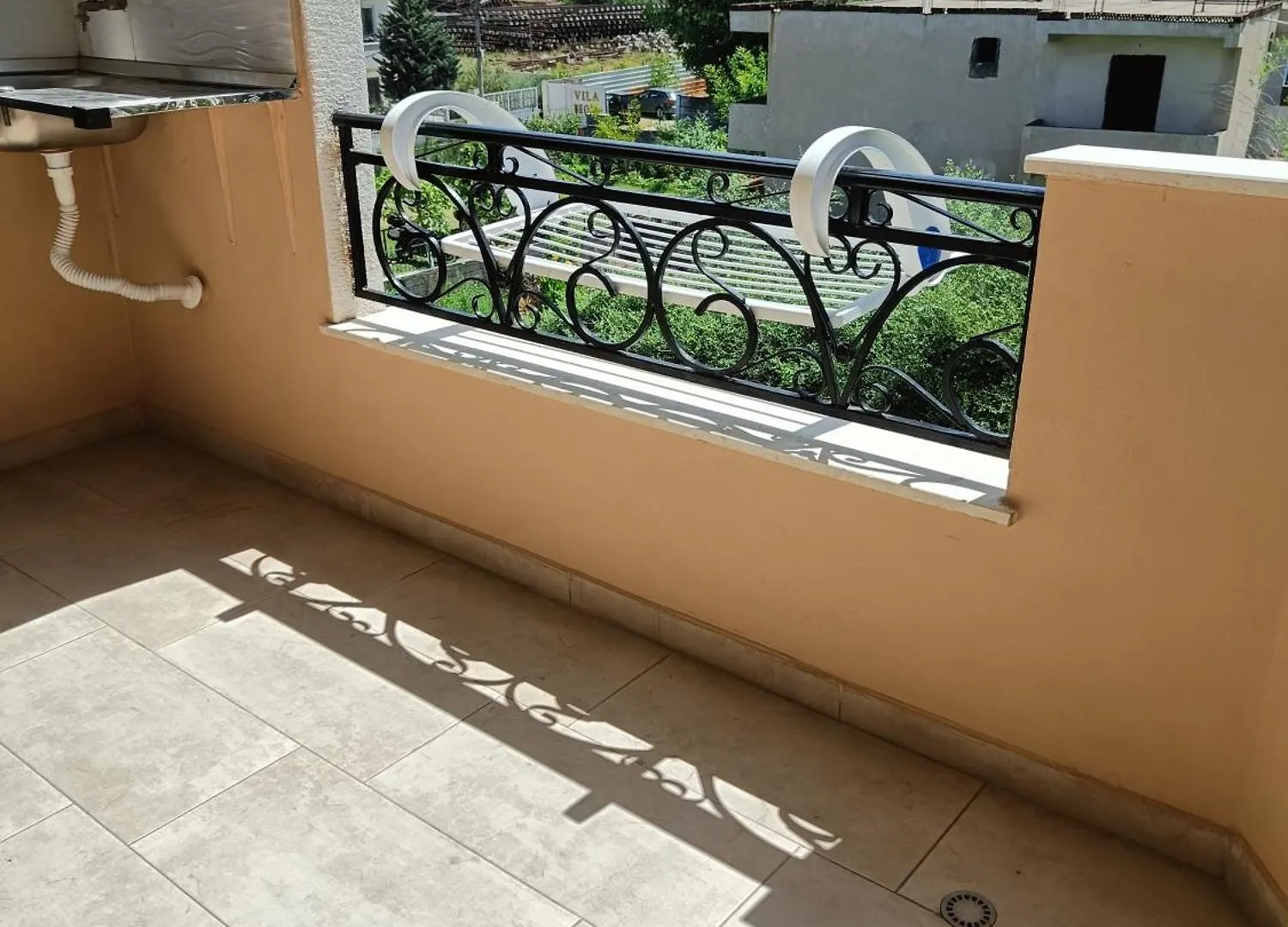 Vila Semako Дуррес 0*,