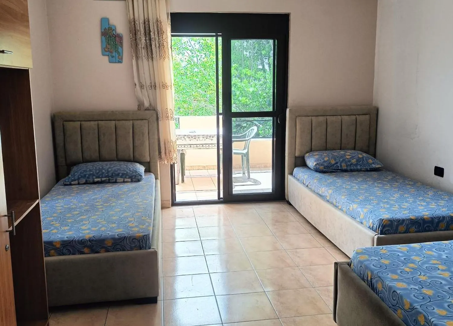 Guest house Vila Semako Durres Albania