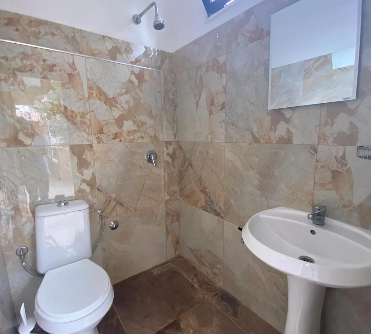 Vila Semako Durres Guest house
