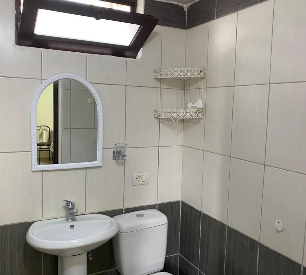 Guest house Vila Semako Durres Albania