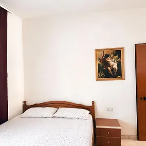 Guest house Ibras House, Durres